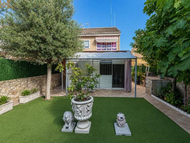 Chalet en venta en Arroyomolinos, Madrid