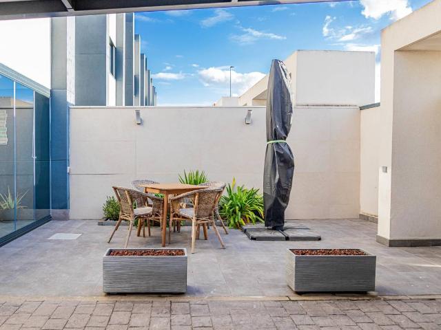 Chalet en venta en Arroyomolinos, Madrid