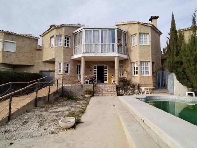 Villa en venta en Benidorm, el Calvari