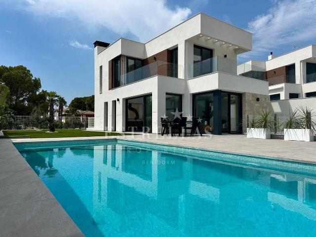 Villa en venta en Benidorm, el Calvari