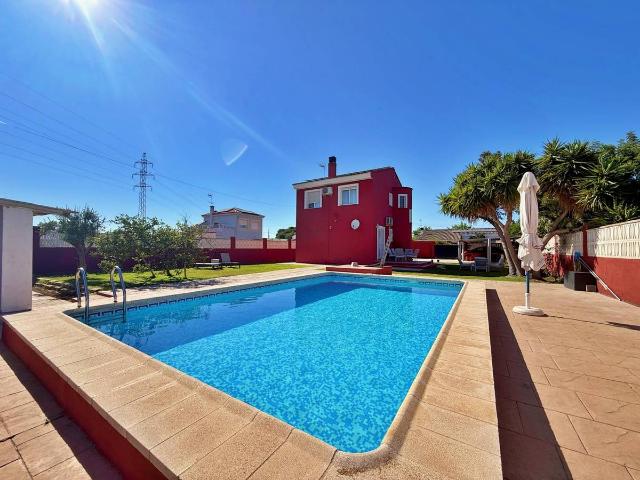 Chalet en venta en el Camp de Túria, Valencia