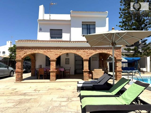 Chalet en venta en La Antilla, Costa Occidental