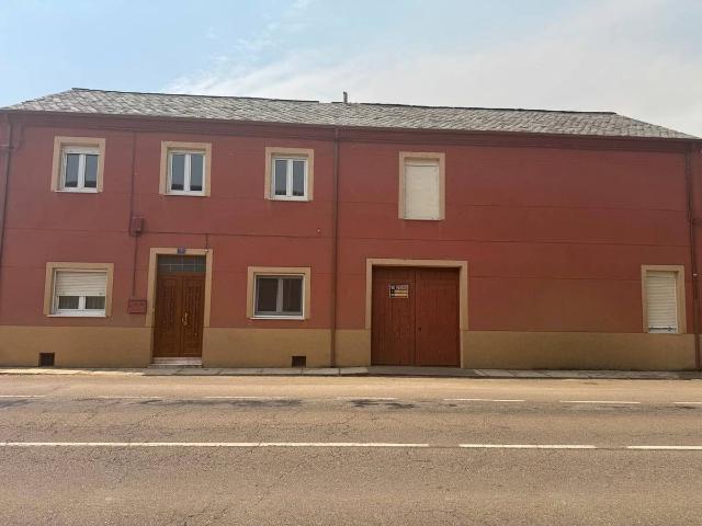 Chalet en venta en Urdiales Del Páramo, Castilla y León