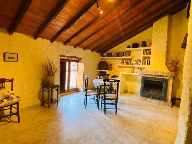 Chalet en venta en l'Alcalatén, Valencia