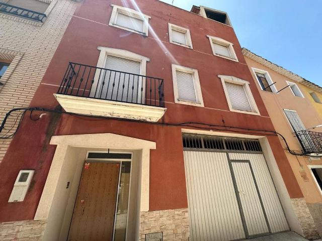 Chalet en venta en Utiel, València / Valencia