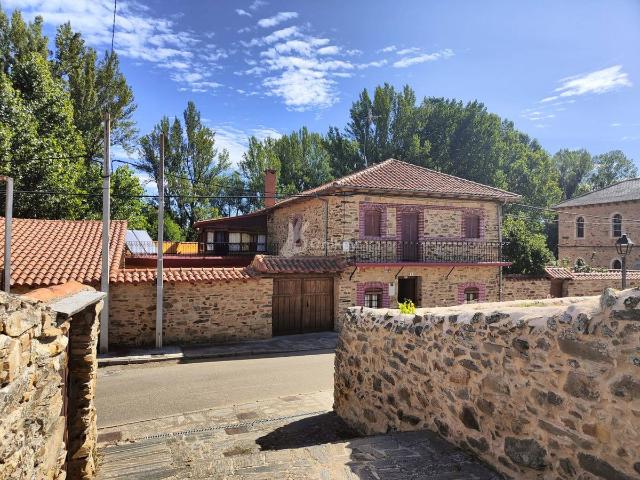 Chalet en venta en Val De San Lorenzo, Castilla y León