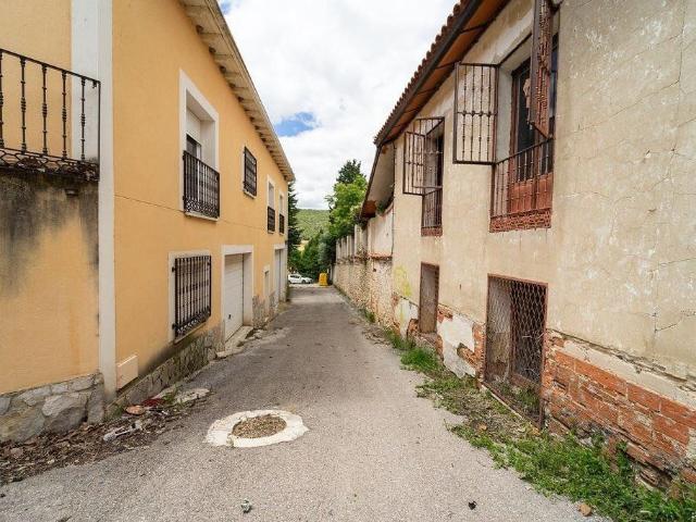 Villa en venta en Valdarachas
