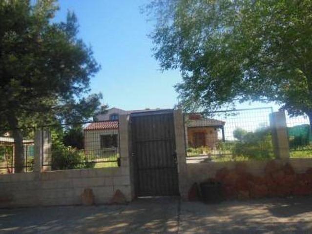 Villa en venta en Valdeaveruelo