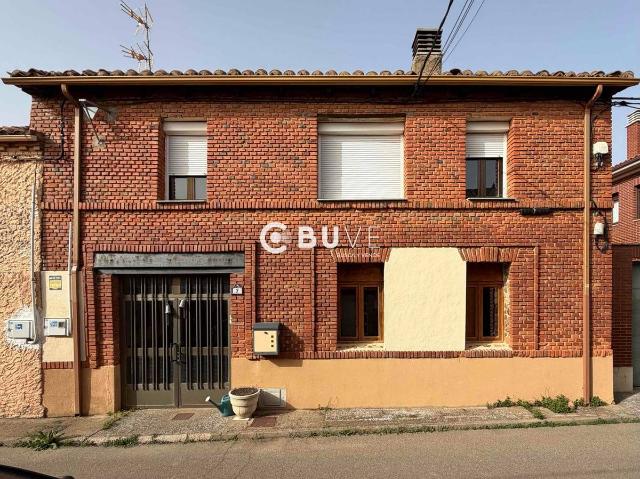 Chalet en venta en Valdefresno, Castilla y León