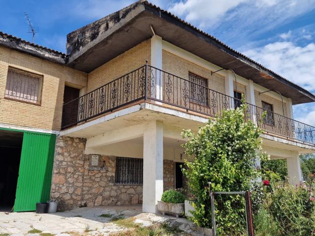 Villa en venta en Valdegrudas