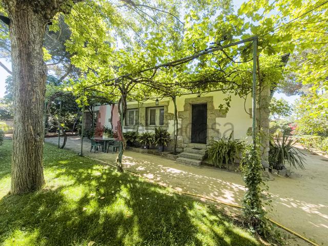 Chalet en venta en Valdemorillo, Madrid