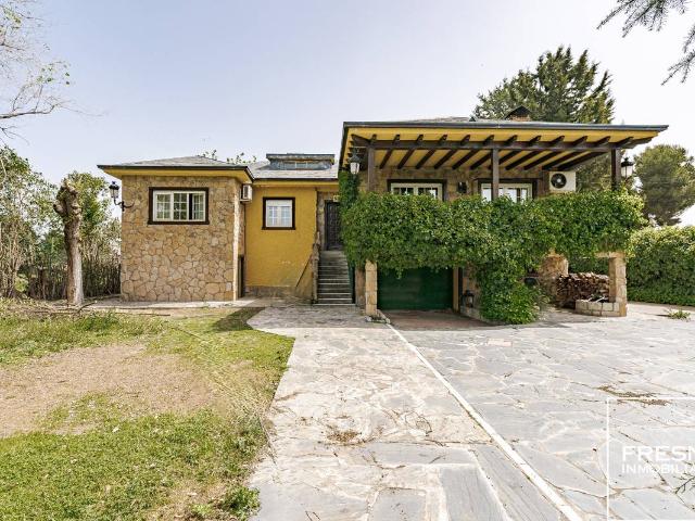 Chalet en venta en Valdetorres De Jarama, Madrid