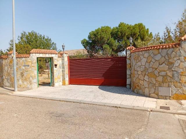 Chalet en venta en Valdetorres De Jarama, Madrid