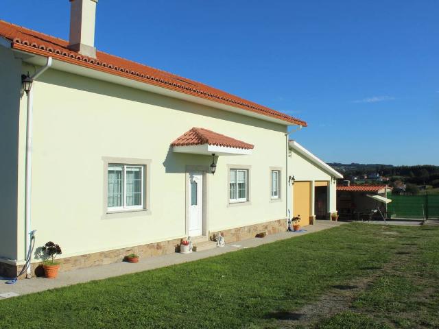 Chalet en venta en Valdoviño, Ferrol