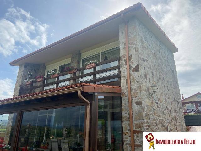 Chalet en venta en Valdoviño, Ferrol