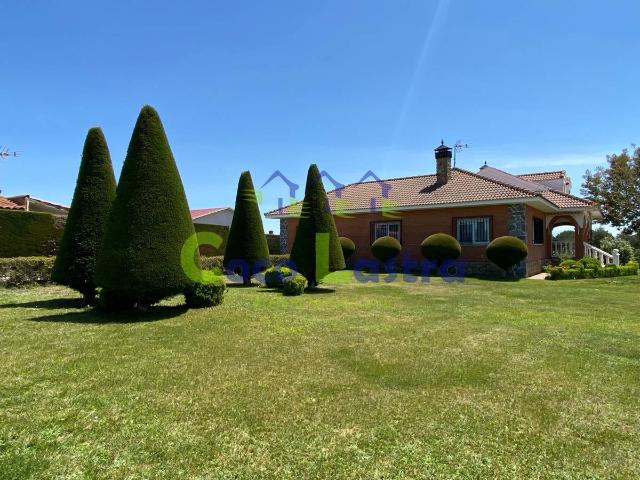 Chalet en venta en Valdunciel, Castilla y León