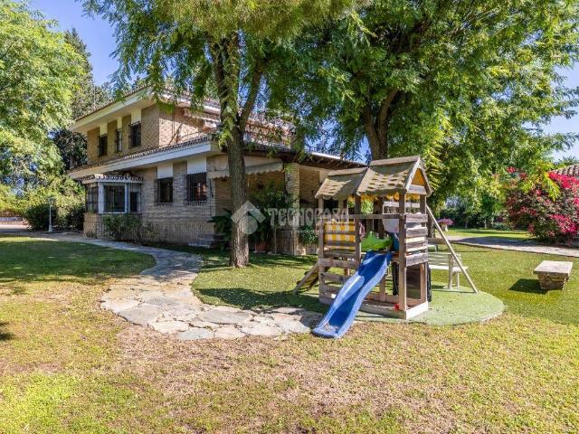 Chalet en venta en Valencina De La Concepción, Andalucía
