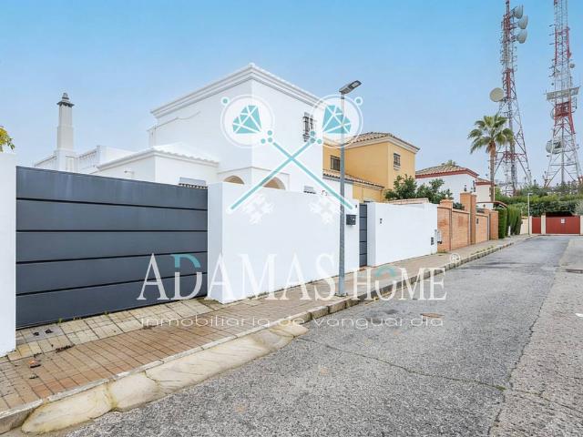 Chalet en venta en Valencina De La Concepción, Andalucía