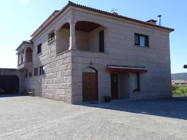 Chalet en venta en Ponte Valga, Valga