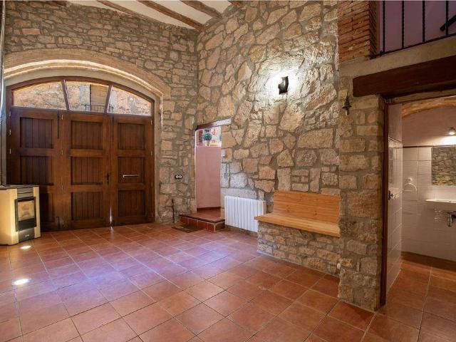Chalet en venta en Vallbona de les Monges, Lleida