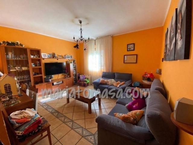 Villa en venta en Valle De Trápaga-trapagaran, Llano