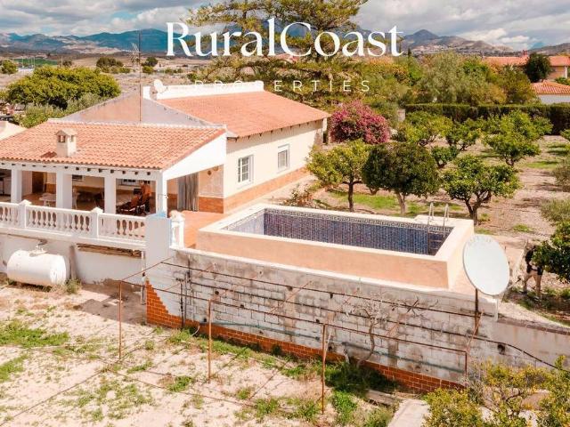 Villa en venta en Mutxamel