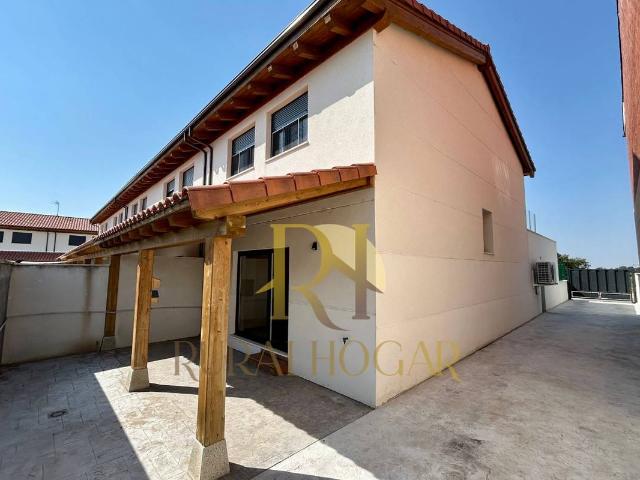 Chalet en venta en Valverde De La Virgen, Castilla y León