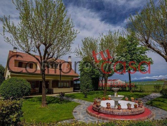 Chalet en venta en Valverde Del Majano, Segovia