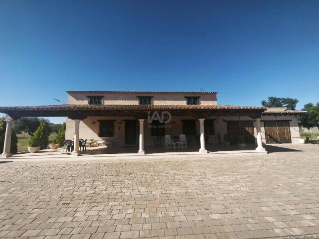 Chalet en venta en Vara De Rey, Castilla-La Mancha