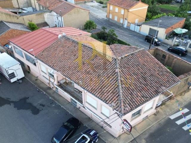 Chalet en venta en Vega De Infanzones, Castilla y León