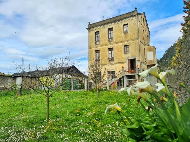 Chalet en venta en Vegadeo, Asturias