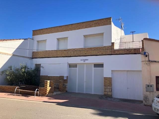 Chalet en venta en Velilla de Cinca, Huesca