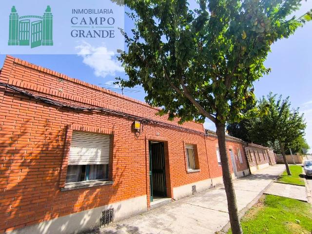 Chalet en venta en Venta De Baños, Castilla y León