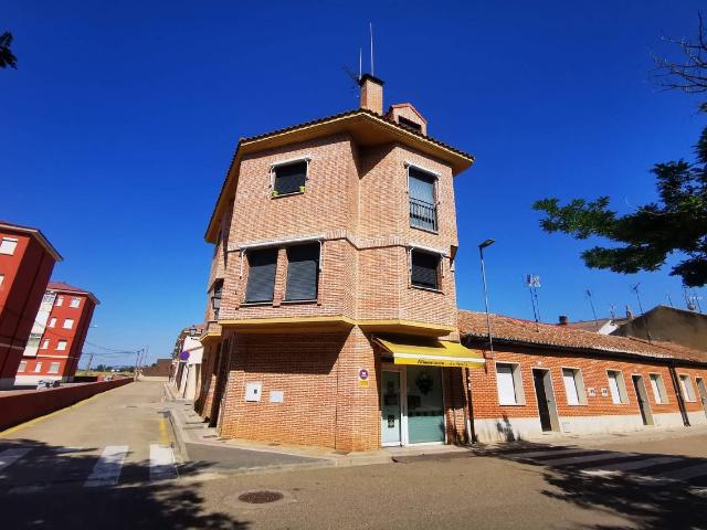 Chalet en venta en Venta De Baños, Castilla y León