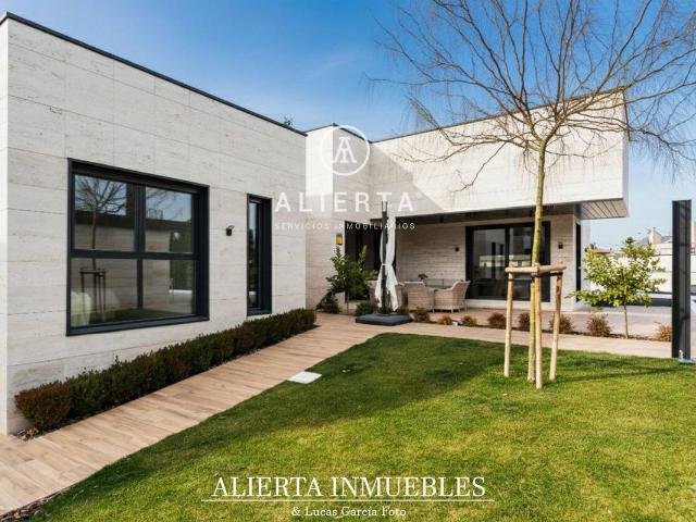 Chalet en venta en Casco Histórico, Zaragoza