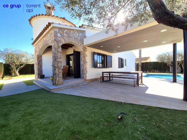 Villa en venta en Ventalló, els Masos de Ventalló