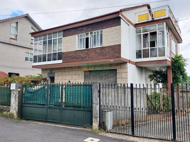 Chalet en venta en Ourense, Casco Vello