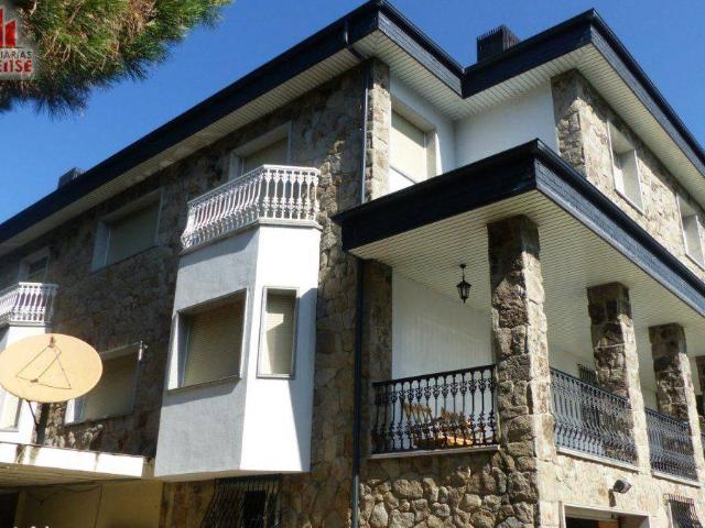 Chalet en venta en Centro, Ourense