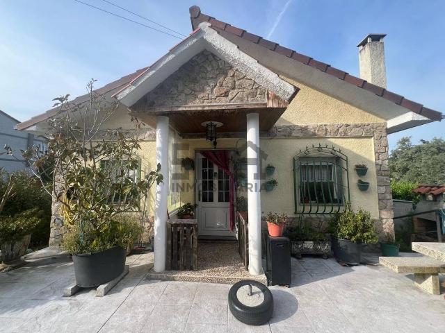 Chalet en venta en Centro, Ourense