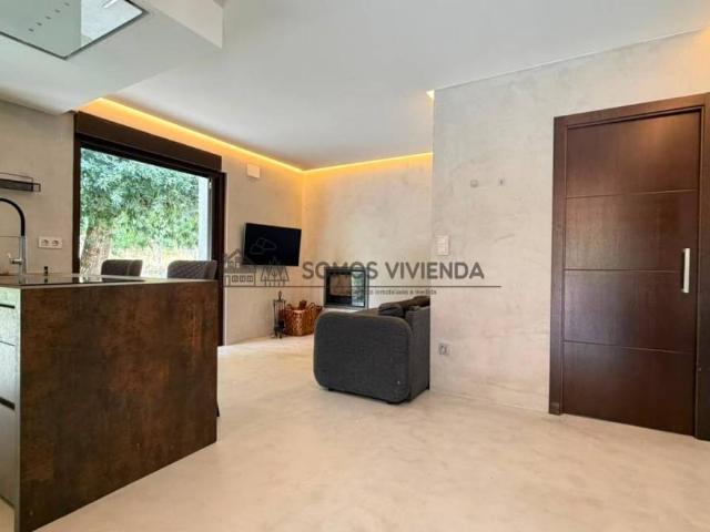 Chalet en venta en Centro, Ourense