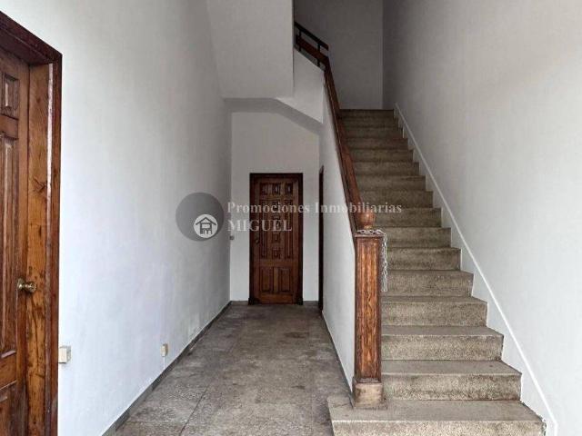 Chalet en venta en Verín