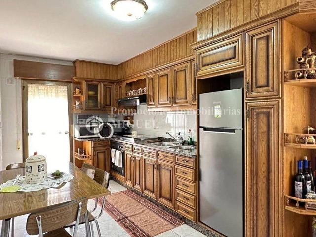 Chalet en venta en Verín