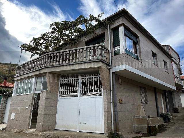 Villa en venta en Verín, Verín