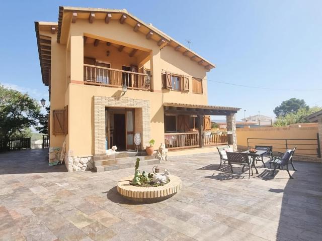Villa en venta en Vespella De Gaià