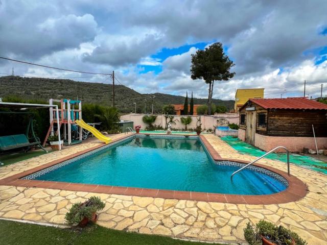 Villa en venta en Vespella De Gaià