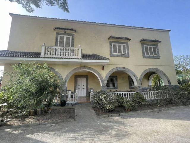 Chalet en venta en Viator, Andalucía