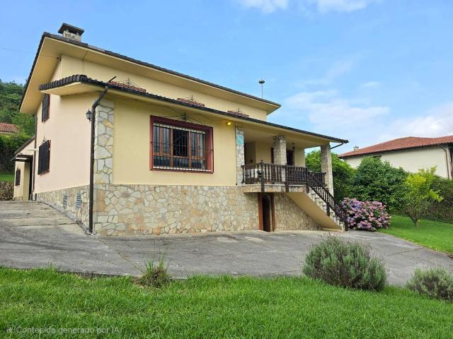 Chalet en venta en Llanes, Asturias