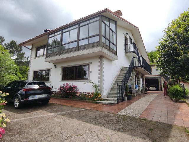 Villa en venta en Vila De Cruces, As Cruces