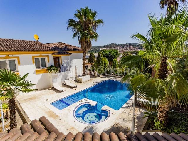 Villa en venta en Vila-rodona