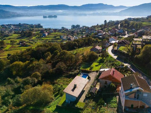 Villa en venta en Vilaboa